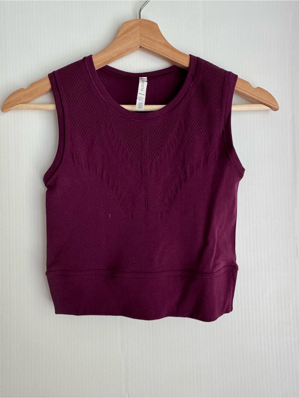 Athleta Ujjayi Sleeveless Crewneck Tank in Plum